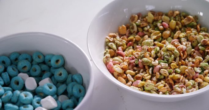 Bowls of various breakfast 
