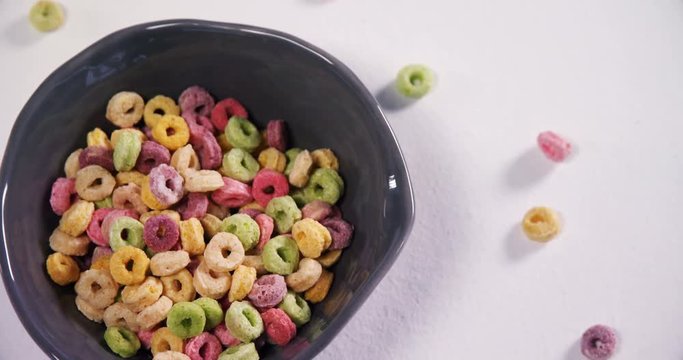 Bowl of froot loops 