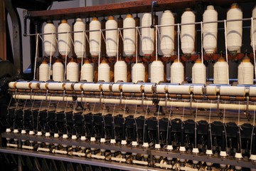 織物工場の機械