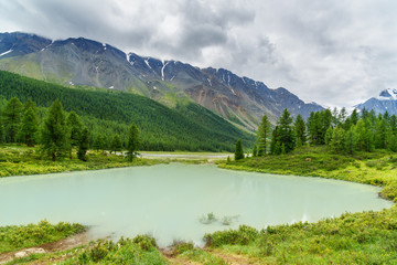Fototapeta na wymiar Small lake in Aktru valley. Altai Republic, Russia