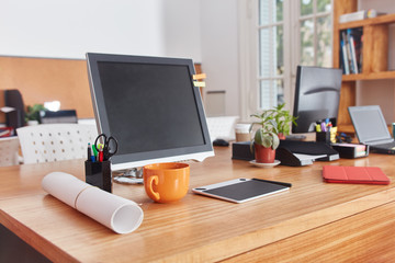 Schreibtisch im Coworking Space