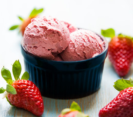 terrine with ice cream and fresh strawberry