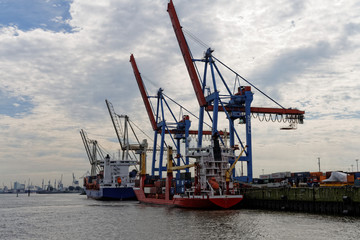 Fototapeta premium Port de Hambourg, Allemagne