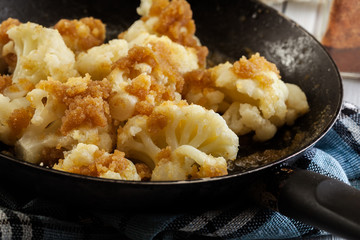 Vegetarian fried cauliflower with bread crumb