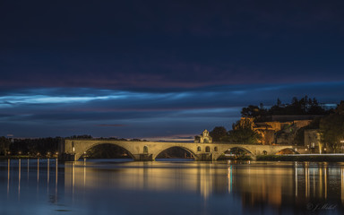 Obraz premium Pont d'Avignon avant lever du soleil