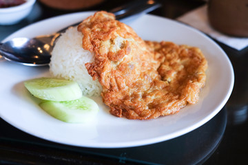 Mince pork omelet with rice © Dontree