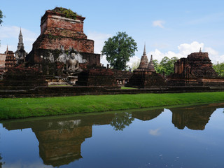 Fototapeta na wymiar View in Sukhothai historical park, Thailand
