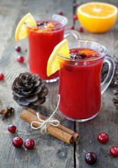 Cranberry tea with cinnamon, cardamom, anise, orange and honey