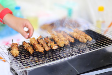 ベトナムのフェスティバルでの軽食