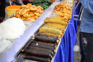 ベトナムのフェスティバルでの軽食