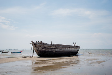 Obraz premium Old Fishing Boat