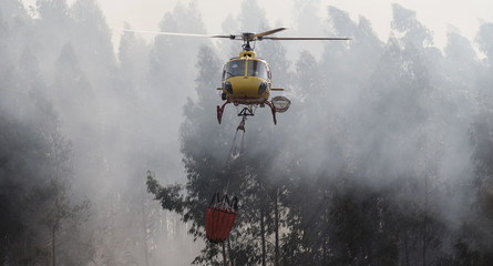 CS-HMI Civil Protection Firefighter Portuguese Helicopter in Action. © bruno ismael alves