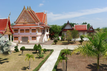 Fototapeta na wymiar black monk temple in the south of Thailand