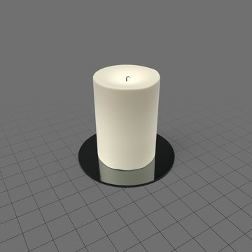 Round candle with holder