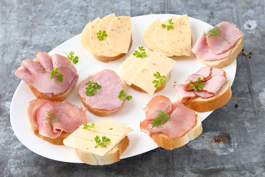 Schinken und K&auml;sebrote