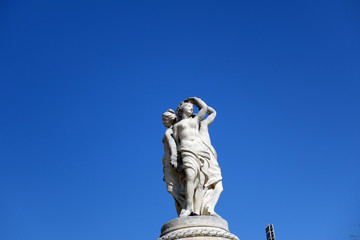 Obraz premium Statues des trois grâces à Montpellier, France