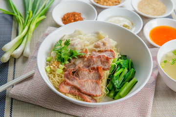 Pork Wonton noodles