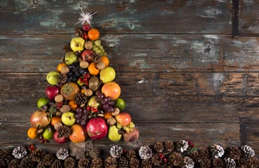 Zelfklevend Fotobehang Albero di Natale di frutta © barbamauro