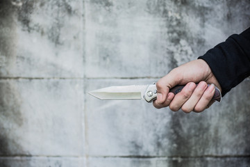 person holding a car keys