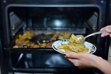 Fried potatoes in the oven