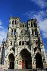 Fototapeta premium façade de la cathedrale d'amiens