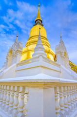 Naklejka premium Chiang Mai, Thailand: Wat Suan Dok Chedis,Buddhist temple, Wat i