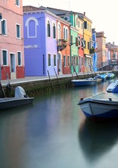 Fototapeta na wymiar colored house in BURANO island near Venice in Northen Italy