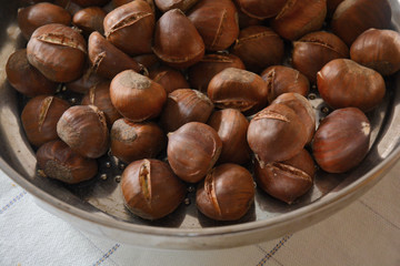 CASTAGNE ARROSTITE,CAMPANIA,SUD ITALIA.