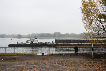 Fototapeta premium barge on the Dnieper