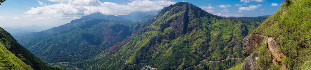 Fototapeta na wymiar Panorama of Ella Peak Mountain in Sri Lanka