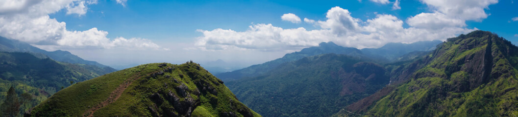 Fototapeta premium Panorama of Little Adam's Peak Mountain in Sri Lanka