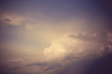Obraz premium Dark sky with a big cloud, evening cloudscape