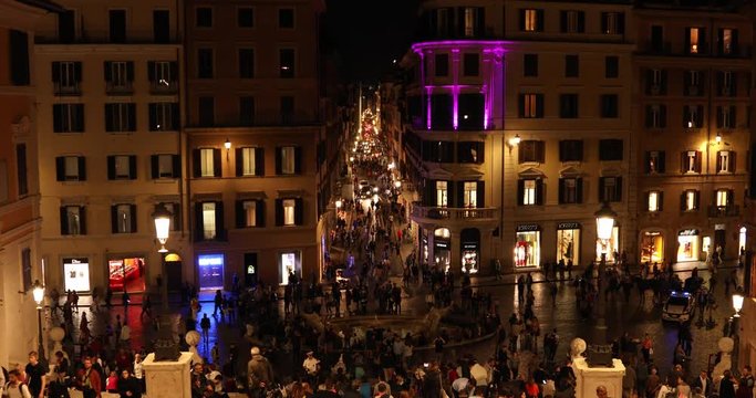 Rome, Italy - october 21, 2017 : Spain Square via condotti street 4k real video