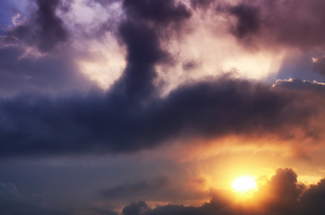 image of sunrise sky with clouds