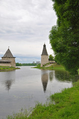 Fototapeta premium Pskov Kremlin - view of the two towers and the confluence of the rivers