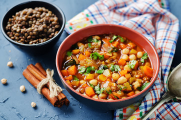 Moroccan spicy green lentils chickpea soup