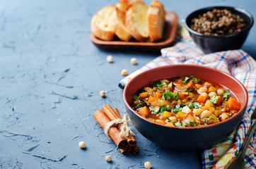 Moroccan spicy green lentils chickpea soup