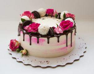 Biscuit cake with flowers