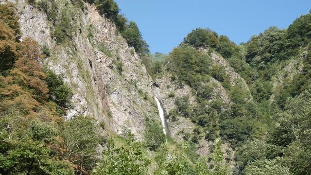 Cascata in Valsassina sulle Alpi Italiane