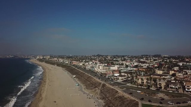 ロサンゼルスのビーチ＜空撮＞