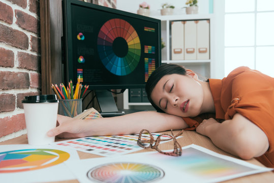 beautiful graphic design company female employee