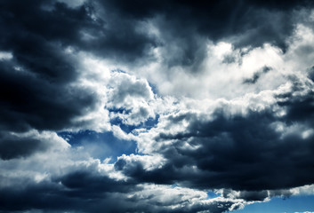 Obraz premium Dramatic Clouds Background