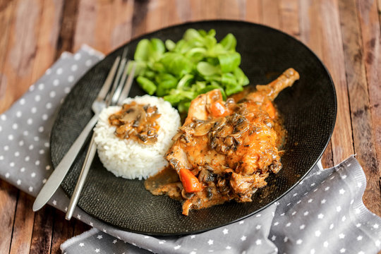 Cuisse de lapin sauce chasseur 4