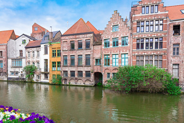 Fototapeta na wymiar Old houses and the canal in Gent, Belgium