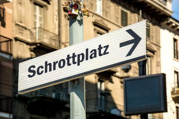 Schild 219 - Schrottplatz
