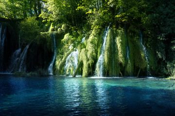 Fototapeta premium waterfall in forest, Plitvice Lakes, Croatia