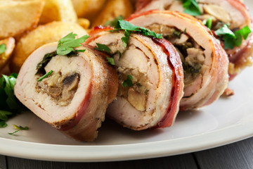 Chicken breast stuffed with champignon