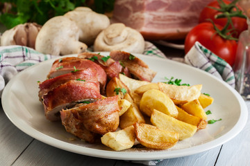 Chicken breast stuffed with champignon