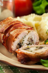 Chicken breast stuffed with champignon