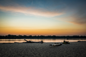 Obraz na płótnie Canvas Sunset over Vistula river near Warsaw, Poland